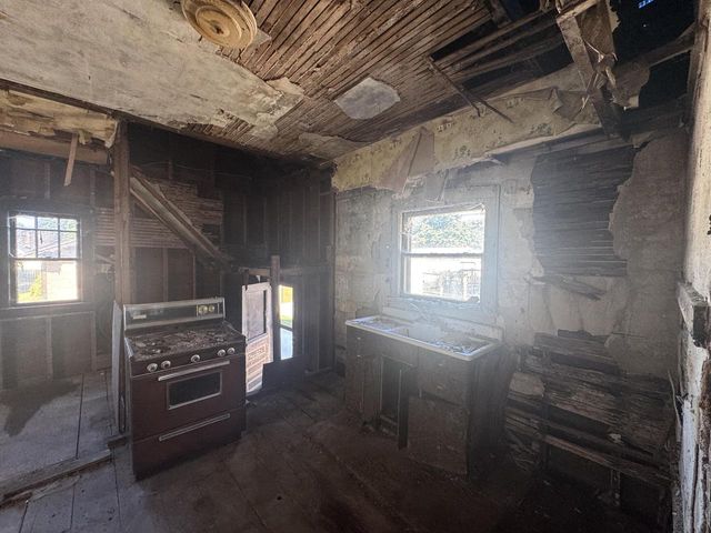 2512 73rd STREET, Kenosha, WI 53143