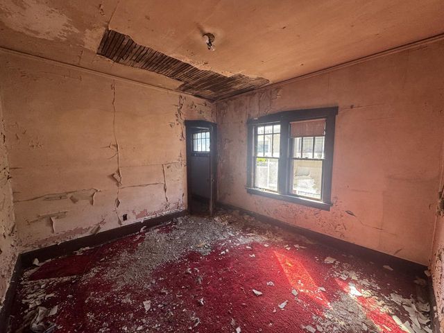 2512 73rd STREET, Kenosha, WI 53143