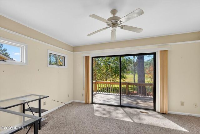 1929 Caracara Drive, New Bern, NC 28560