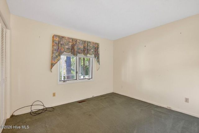 1929 Caracara Drive, New Bern, NC 28560