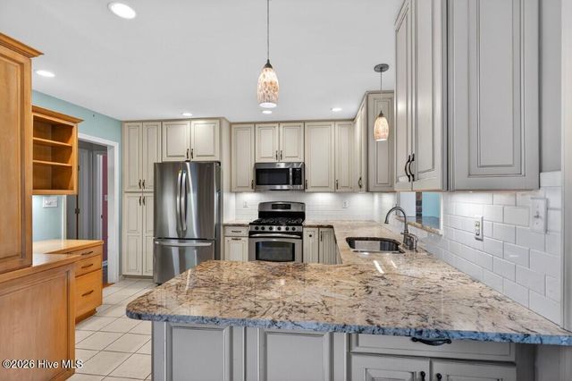 1929 Caracara Drive, New Bern, NC 28560