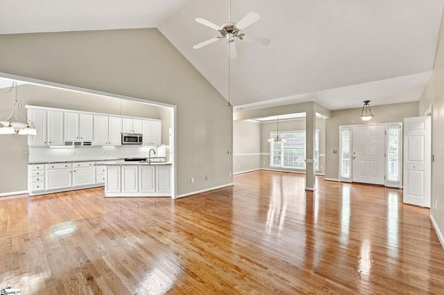 110 Amberjack Court, Taylors, SC 29687