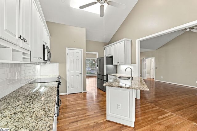 110 Amberjack Court, Taylors, SC 29687
