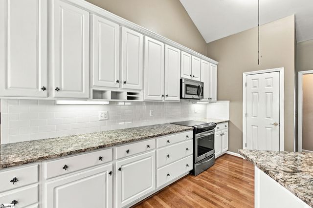 110 Amberjack Court, Taylors, SC 29687