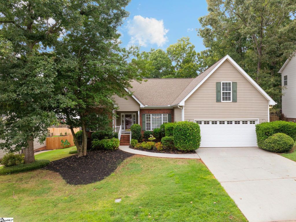 110 Amberjack Court, Taylors, SC 29687