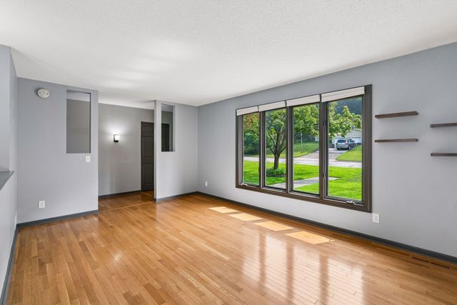 1415 11th Avenue, Newport, MN 55055