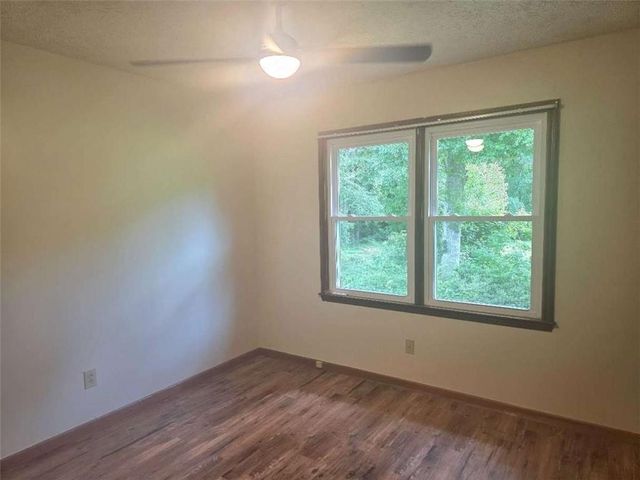 128 Hillview Drive, Thomaston, GA 30286
