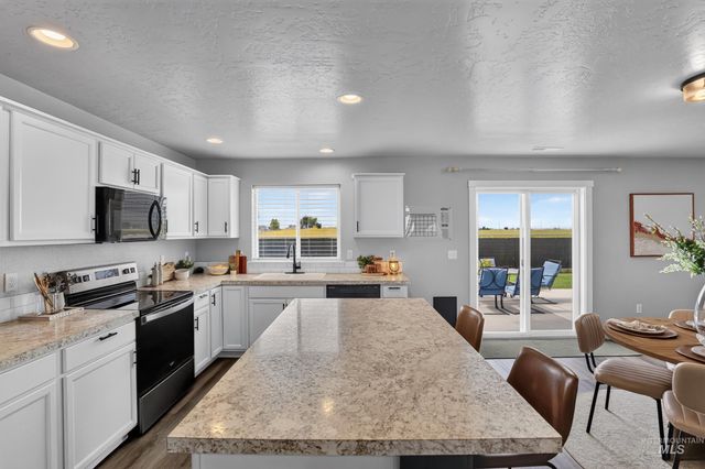 7814 E Drouillard St., Nampa, ID 83687