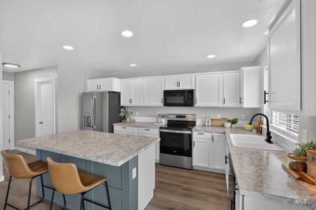 7814 E Drouillard St., Nampa, ID 83687