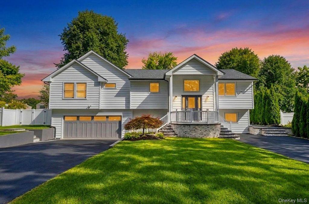 15 Dillon Drive, Dix Hills, NY 11746 — photo 2