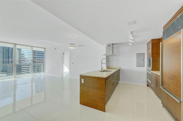 495 Brickell Ave 2103, Miami, FL 33131