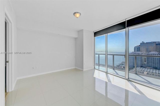 495 Brickell Ave 2103, Miami, FL 33131