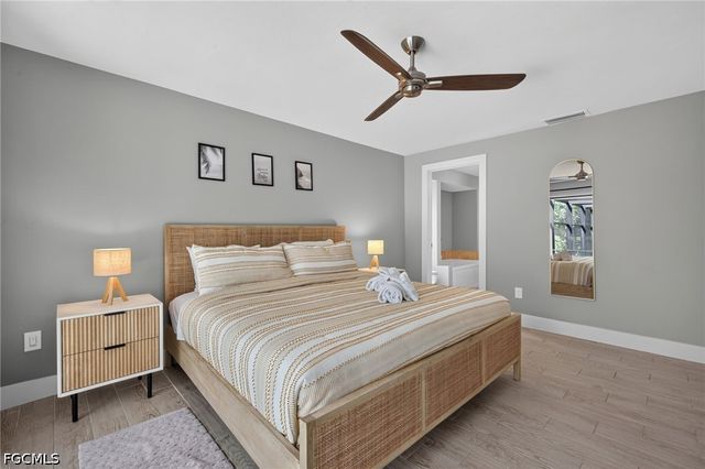 1206 Par View DR, Sanibel, FL 33957