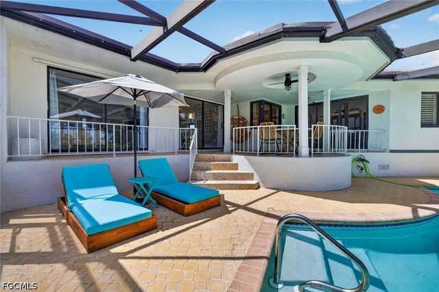 1206 Par View DR, Sanibel, FL 33957
