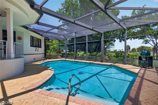 1206 Par View DR, Sanibel, FL 33957