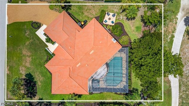 1206 Par View DR, Sanibel, FL 33957