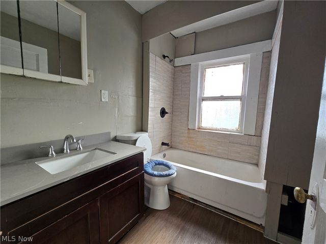 10630 Tacoma Avenue, Cleveland, OH 44108