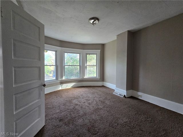 10630 Tacoma Avenue, Cleveland, OH 44108