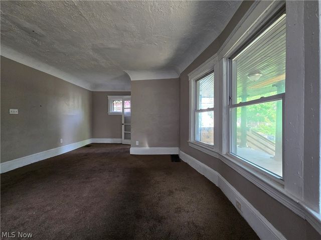 10630 Tacoma Avenue, Cleveland, OH 44108