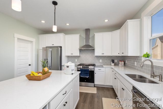5961 Claymont Court, Caledonia, MI 49316
