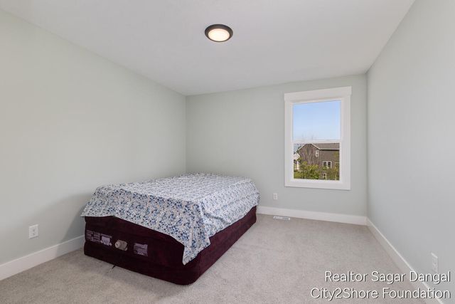 5961 Claymont Court, Caledonia, MI 49316
