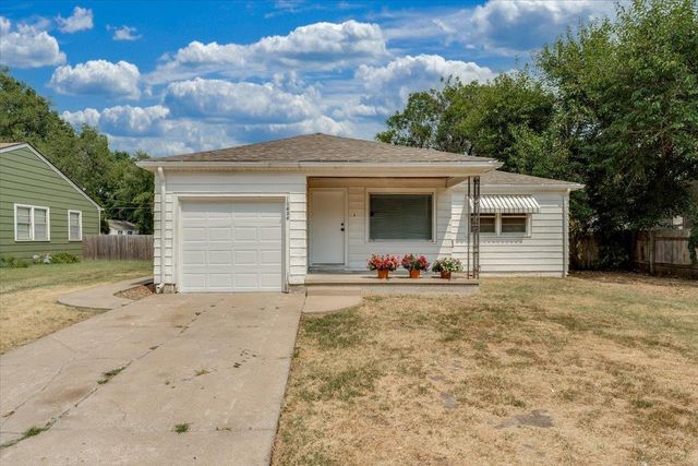 1638 S Faulders Ln, Wichita, KS 67208