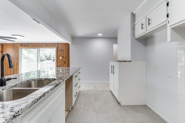 1638 S Faulders Ln, Wichita, KS 67208