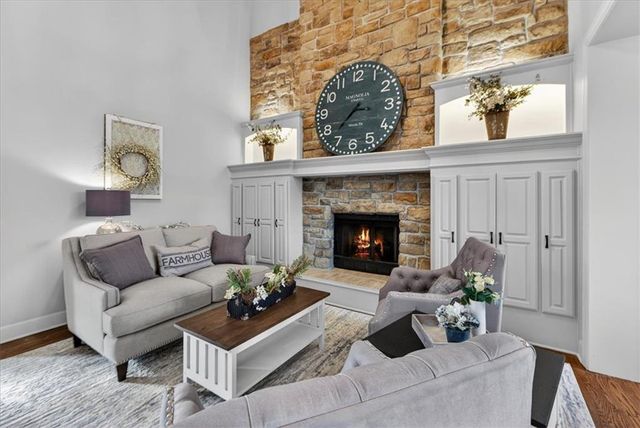 26418 W 109TH Terrace, Olathe, KS 66061