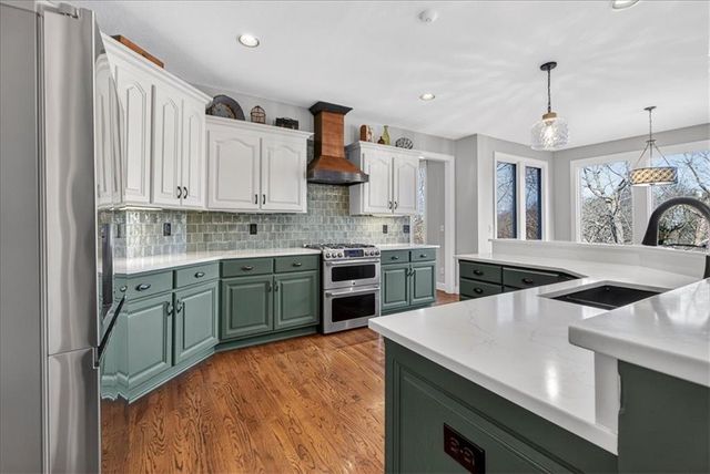 26418 W 109TH Terrace, Olathe, KS 66061