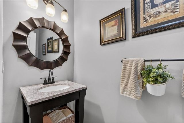 26418 W 109TH Terrace, Olathe, KS 66061