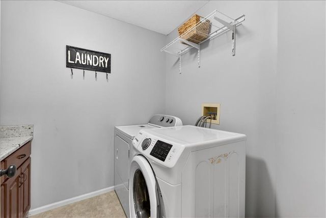 26418 W 109TH Terrace, Olathe, KS 66061