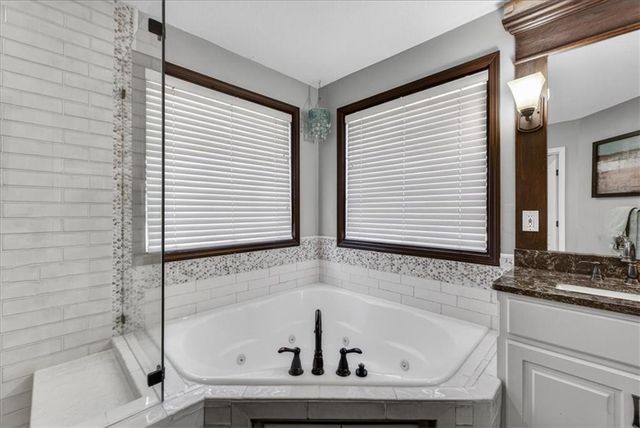 26418 W 109TH Terrace, Olathe, KS 66061