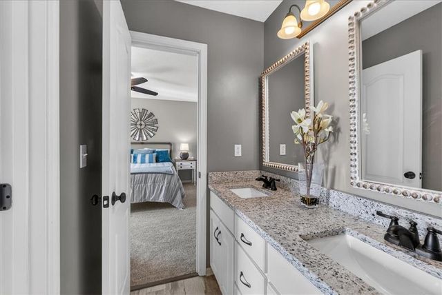 26418 W 109TH Terrace, Olathe, KS 66061