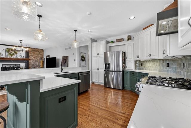 26418 W 109TH Terrace, Olathe, KS 66061