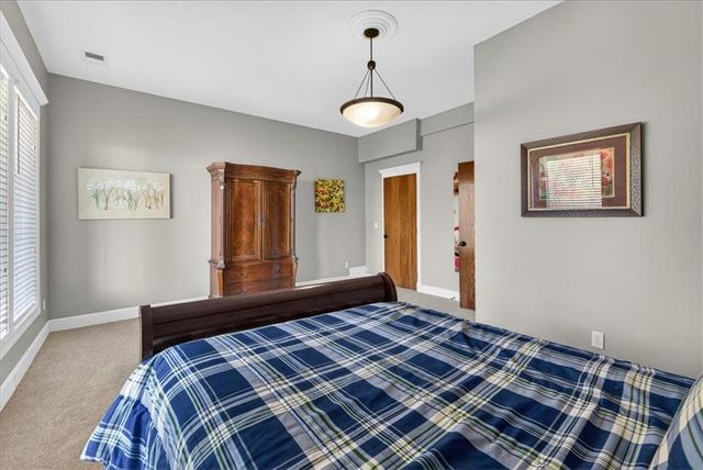 26418 W 109TH Terrace, Olathe, KS 66061