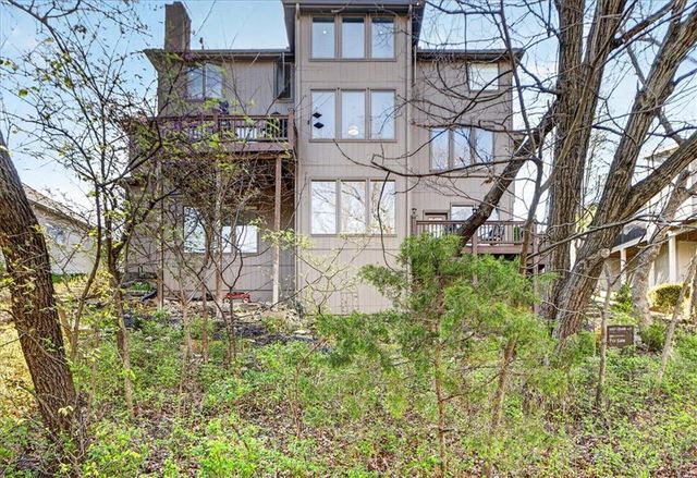 26418 W 109TH Terrace, Olathe, KS 66061