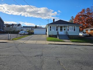 342 Stetson St, Fall River, MA 02720