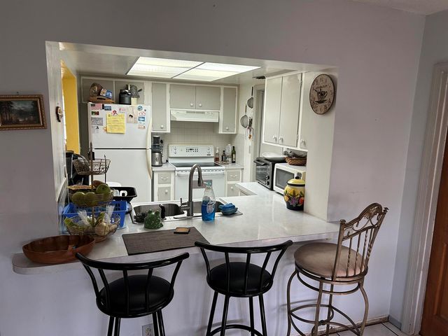 4517 NW 49th Street, Tamarac, FL 33319