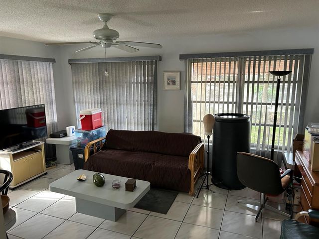 4517 NW 49th Street, Tamarac, FL 33319