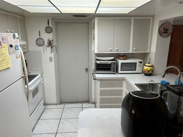 4517 NW 49th Street, Tamarac, FL 33319