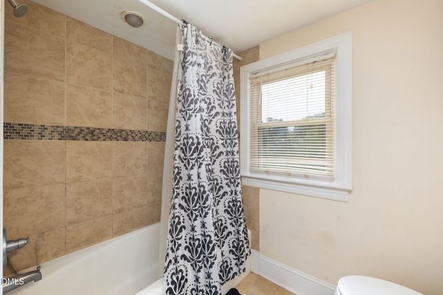 203 Sunset Street, Stem, NC 27581