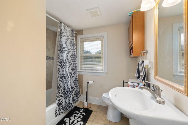 203 Sunset Street, Stem, NC 27581