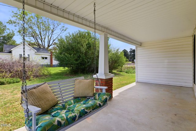 203 Sunset Street, Stem, NC 27581