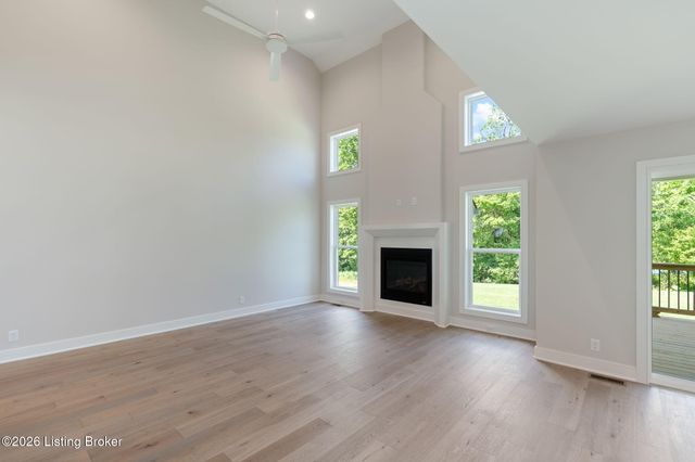 3314 Catalpa Farms Dr, Fisherville, KY 40023