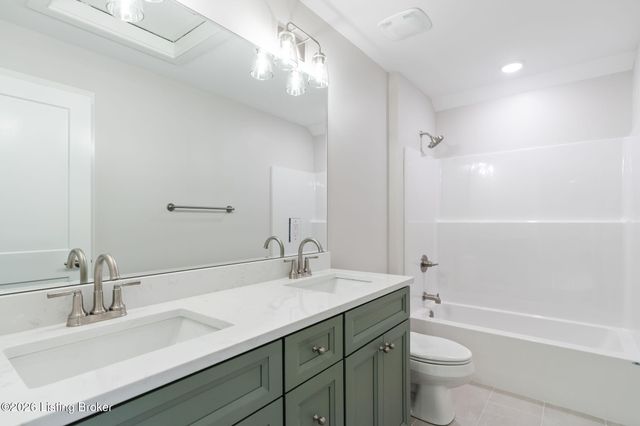 3314 Catalpa Farms Dr, Fisherville, KY 40023