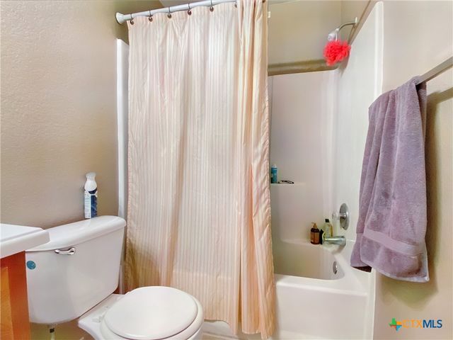 1149 Mira Loma Lane, San Marcos, TX 78666