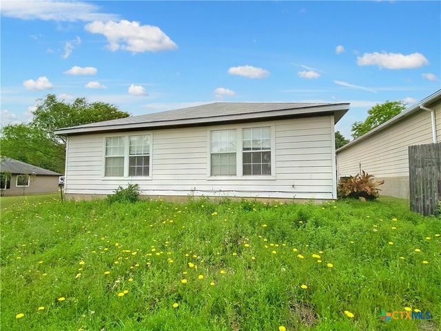 1149 Mira Loma Lane, San Marcos, TX 78666