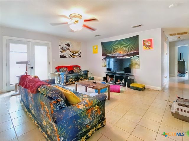 1149 Mira Loma Lane, San Marcos, TX 78666