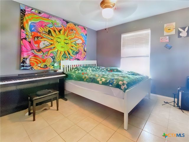 1149 Mira Loma Lane, San Marcos, TX 78666