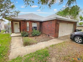1149 Mira Loma Lane, San Marcos, TX 78666